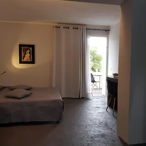 Unique Art Bed and breakfast